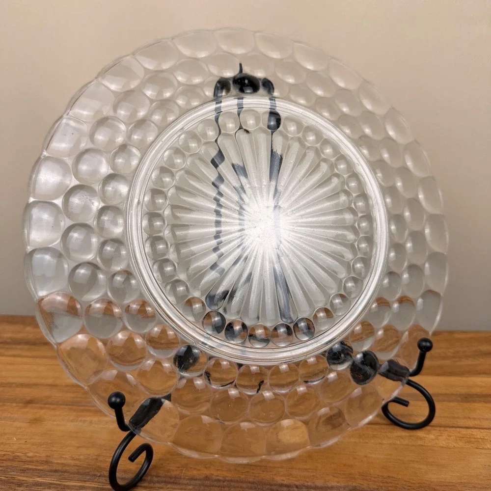 Vintage Clear Bubble Glass Dinner Plate Scalloped Edge Sunburst Center 8
